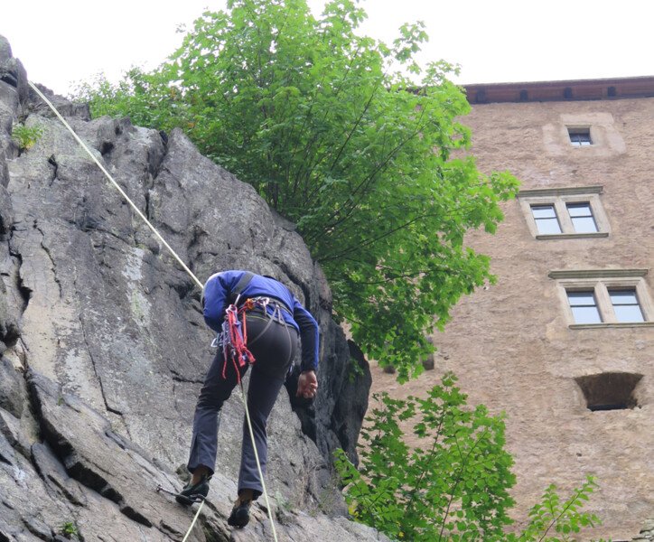 Zahájení zkušebního provozu lezecké stěny pod hradem Bečov, říjen 2019